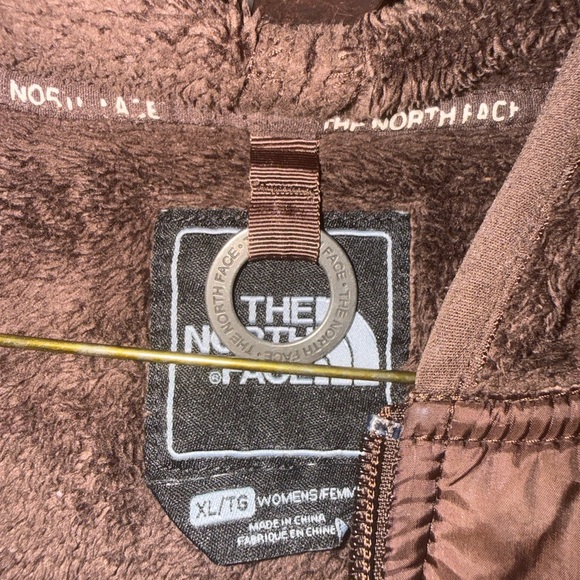 The North Face Chocolate Brown Fleece Jacket - Picture 2 of 3